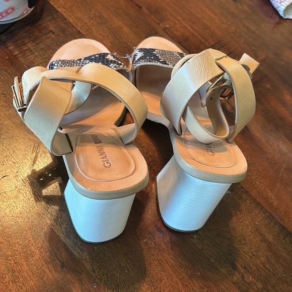 Gianni Bini Snakeskin Ankle Wrap Sandals with 4 inch block Heel - Picture 2 of 5